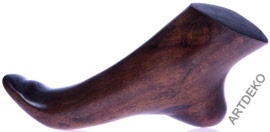 holzpraesenter_fuss_rechts_dunkel_160810003900494